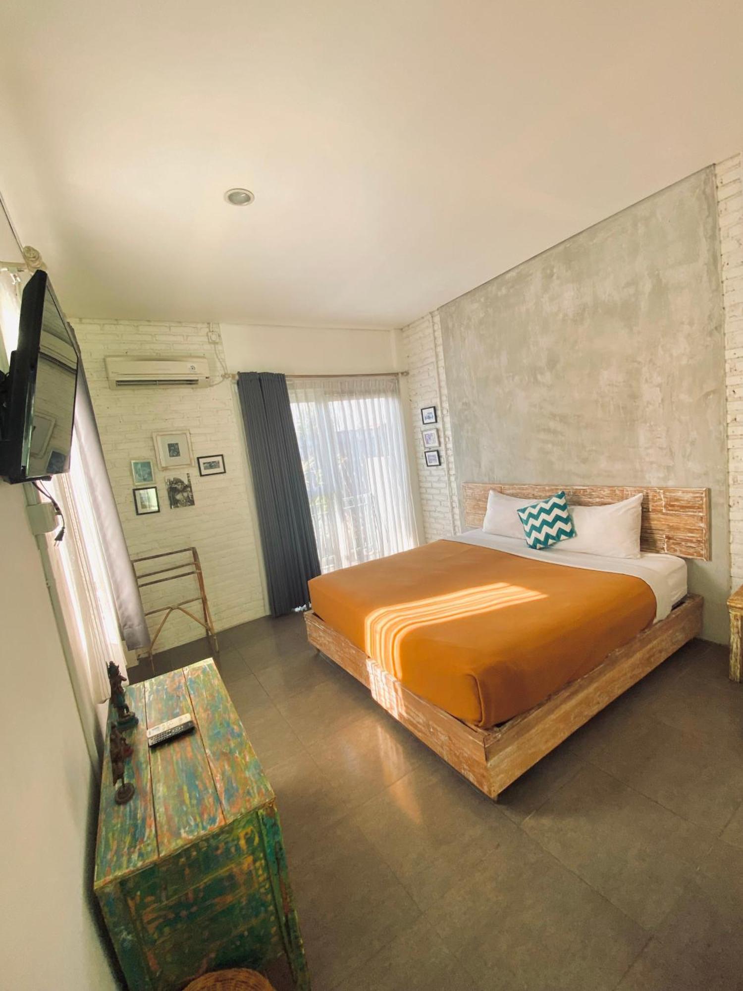 A7 Guesthouse Canggu Extérieur photo